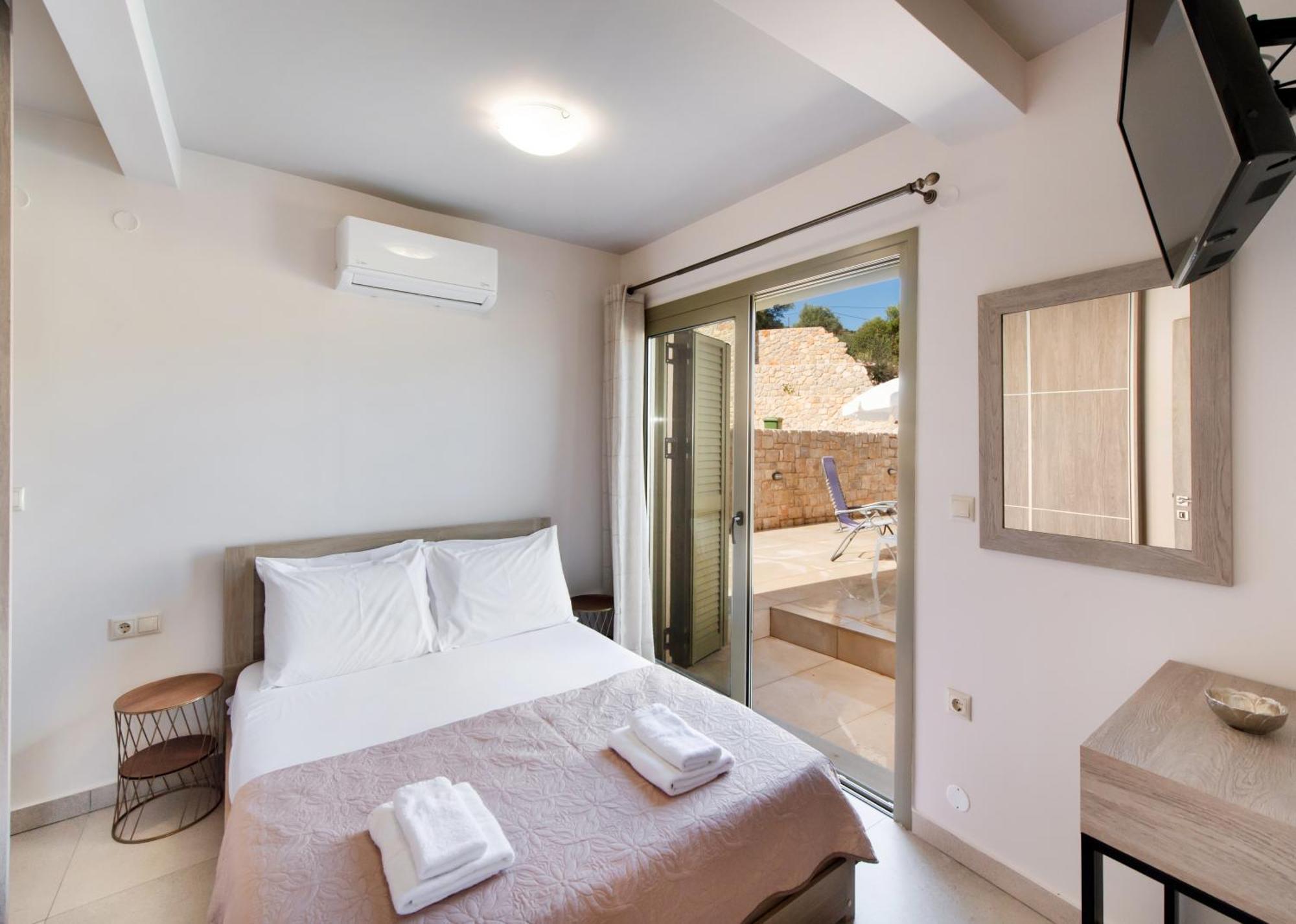 Apolpaina Villelia View Villas 1 מראה חיצוני תמונה